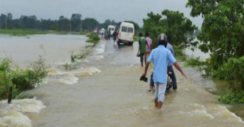 ৭২ ঘণ্টার মধ্যে ৫ জেলায় বন্যার পূর্বাভাস, সতর্কবার্তা জারি।