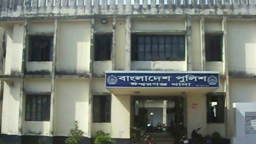 চাচিকে নিয়ে উধাও প্রতিবেশী ভাতিজা, থানায় অভিযোগ চাচার।