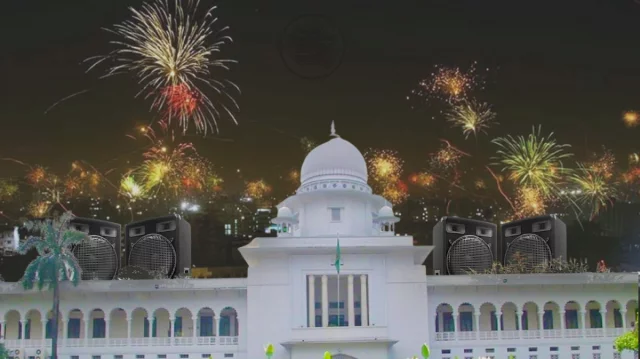 রাতে লাউডস্পিকার ও আতশবাজির ব্যবহার নিয়ন্ত্রণে রুল জারি করেছেন হাইকোর্ট।